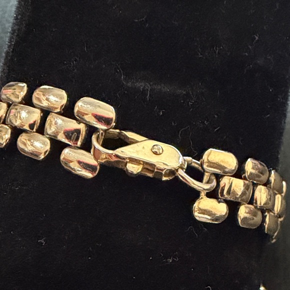 Gold Tone Bracelet Set - Picture 4 of 5